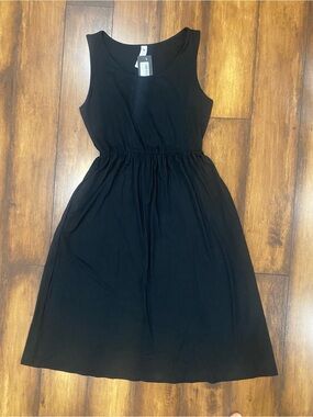 Vanilla Bay Black Sleeveless Midi Dress